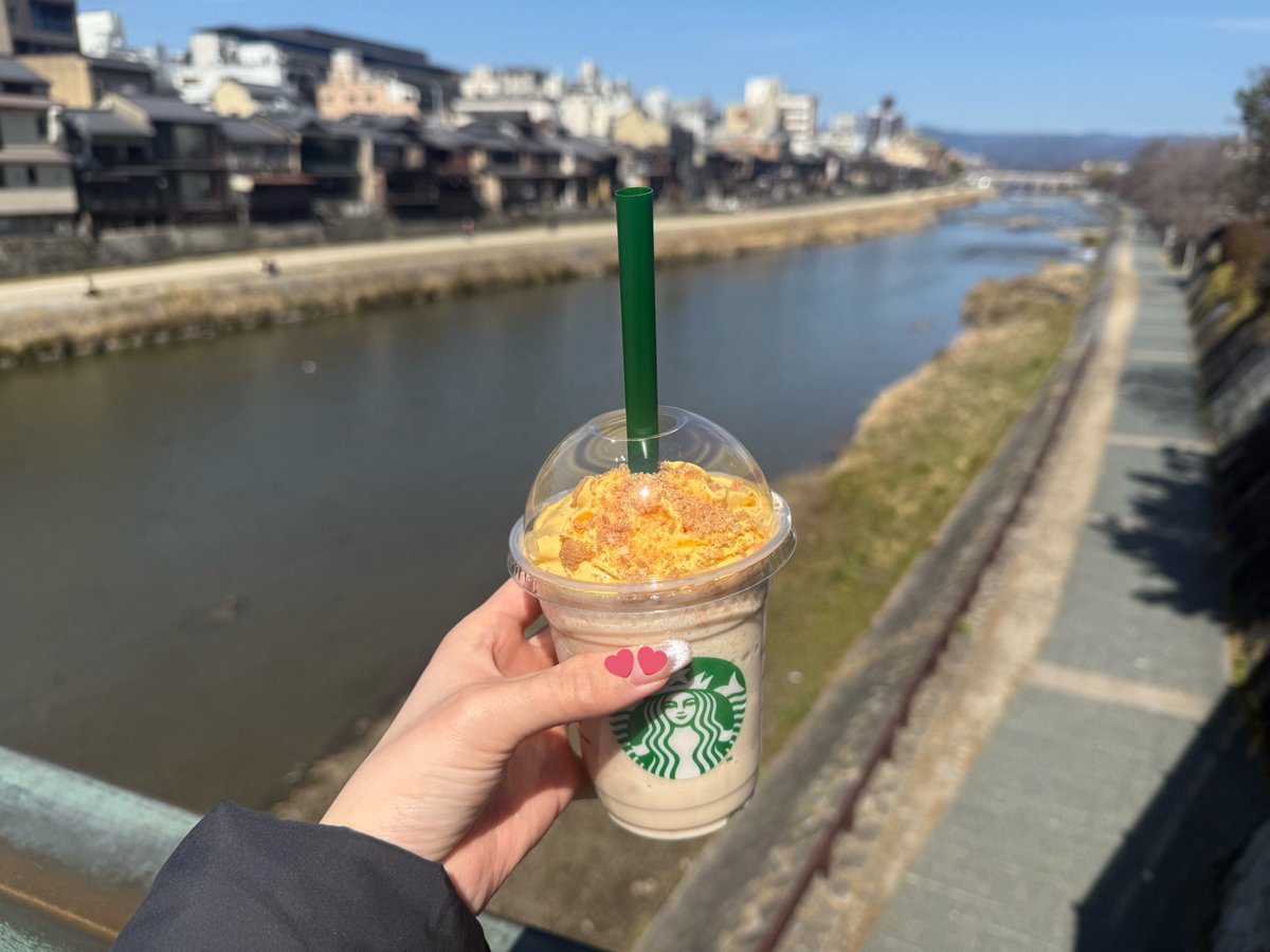 s 🐝🍯 tweet media