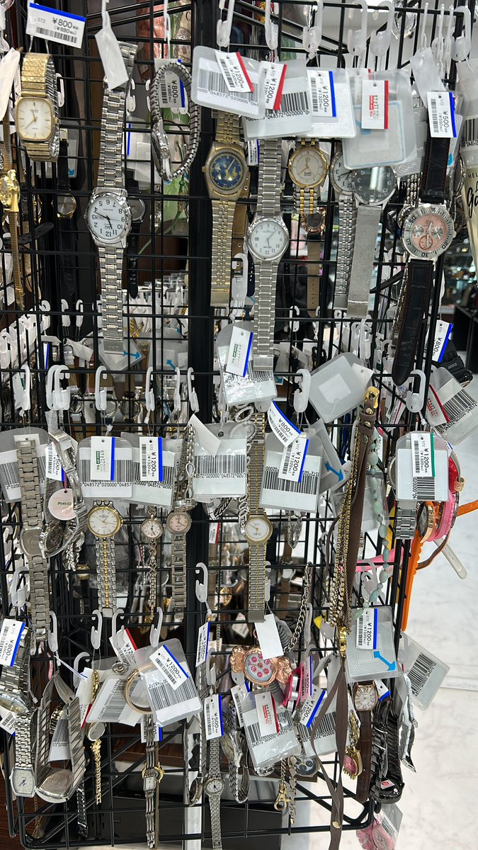 irbahsalss tweet media