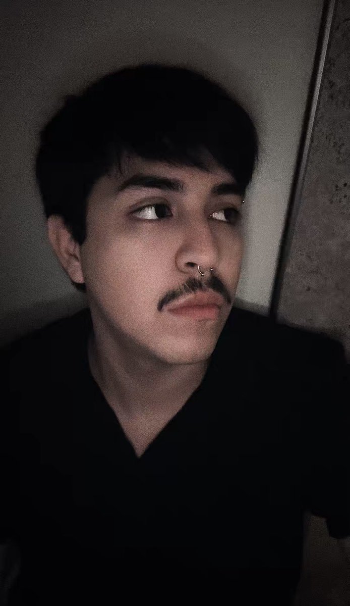 Gabriel🚬 tweet media