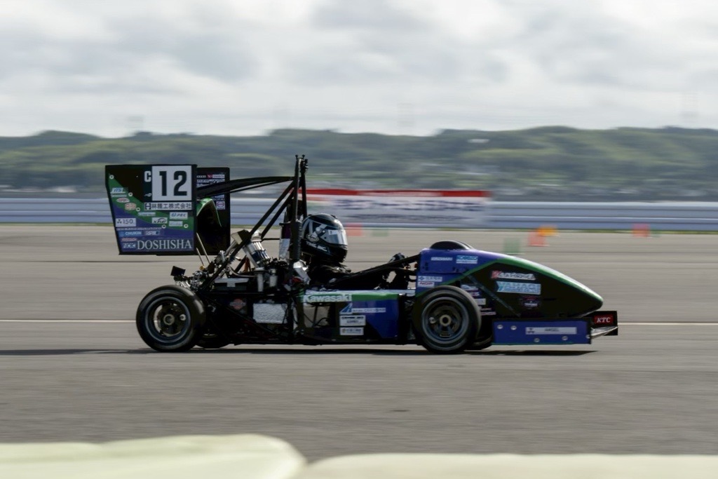 TotalSim Japan tweet media