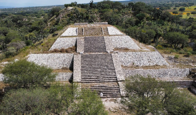 🌿 Historia, naturaleza y energía de primavera te esperan en Teteles de Santo Nombre durante la celebración del Equinoccio  ☀️.
Detalles aquí👇🏻 
guiadepuebla.mx/teteles-de-san…