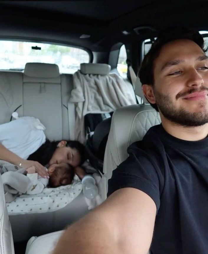 بحر 🌊 (@butterflless) on Twitter photo 