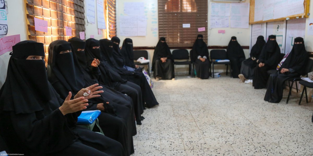 UNICEF_Yemen's tweet image. In partnership with #UNICEF, the Office of Health in Lahj trained community health workers on maternal &amp;amp; child nutrition, focusing on the first 1,000 days, advanced counseling, growth monitoring &amp;amp; exclusive breastfeeding, under the @KfW_FZ_int funded Preventive Nutrition project.