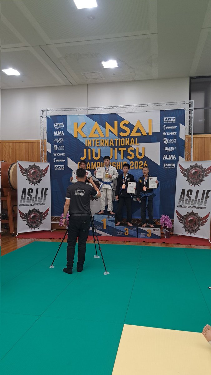 須田雄律 tweet media