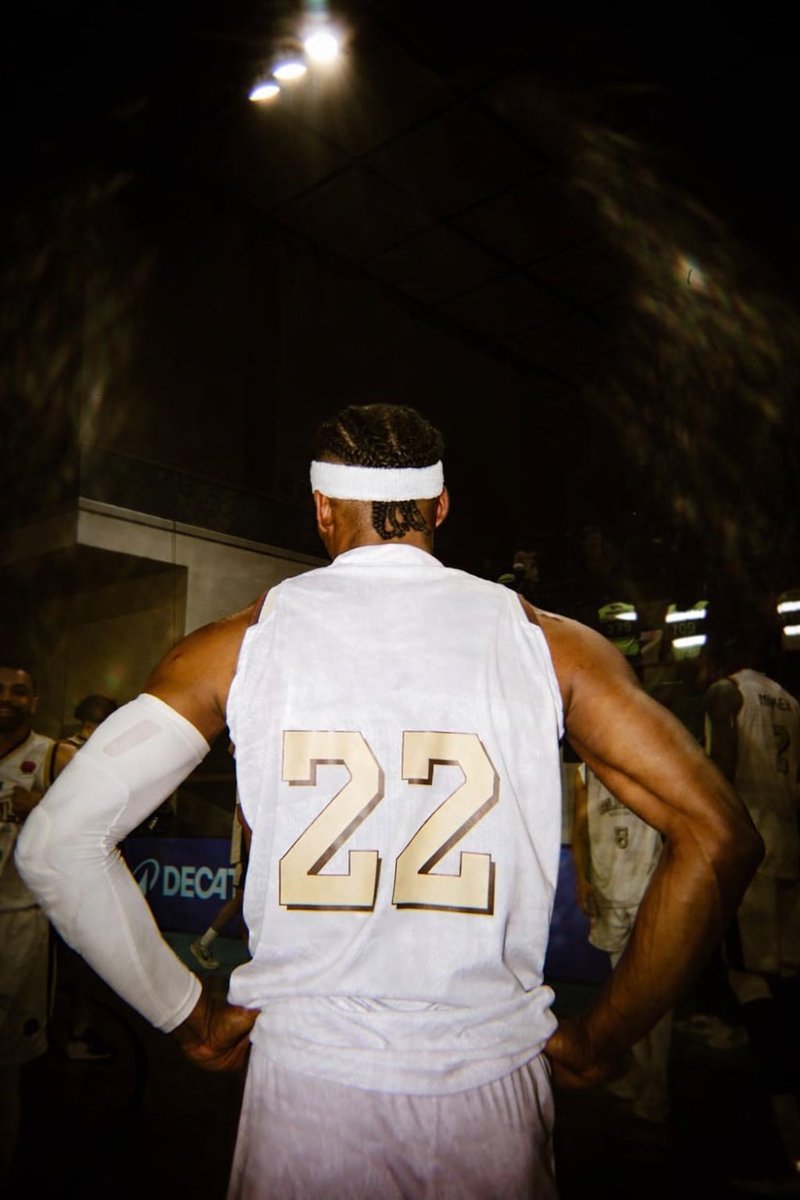 سلمان العيسى 👷 tweet media