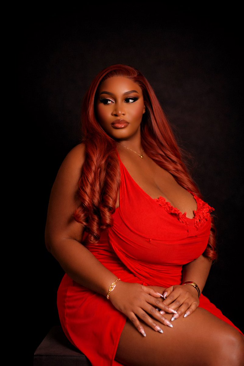 Celine✨ tweet media