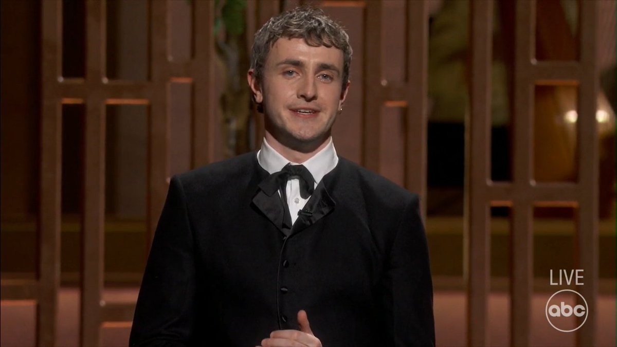 Paul Mescal Updates tweet media