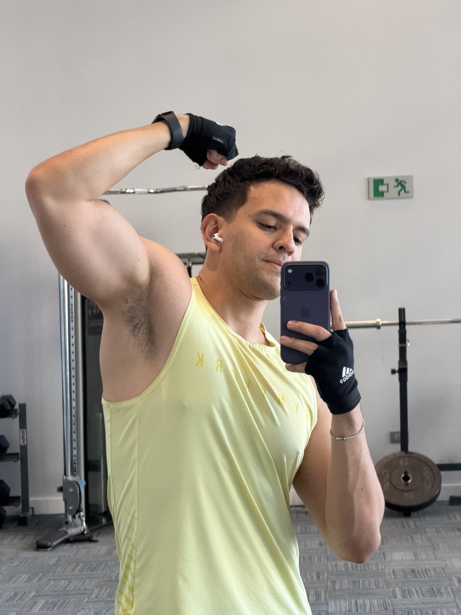 DanielMCantu's tweet photo. Sunday flexin! 🪐 https://t.co/sZ43u9LZwe