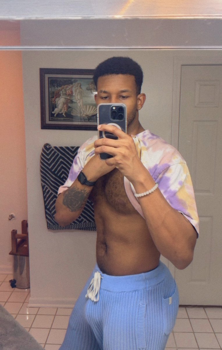 Julius 🦖 tweet media