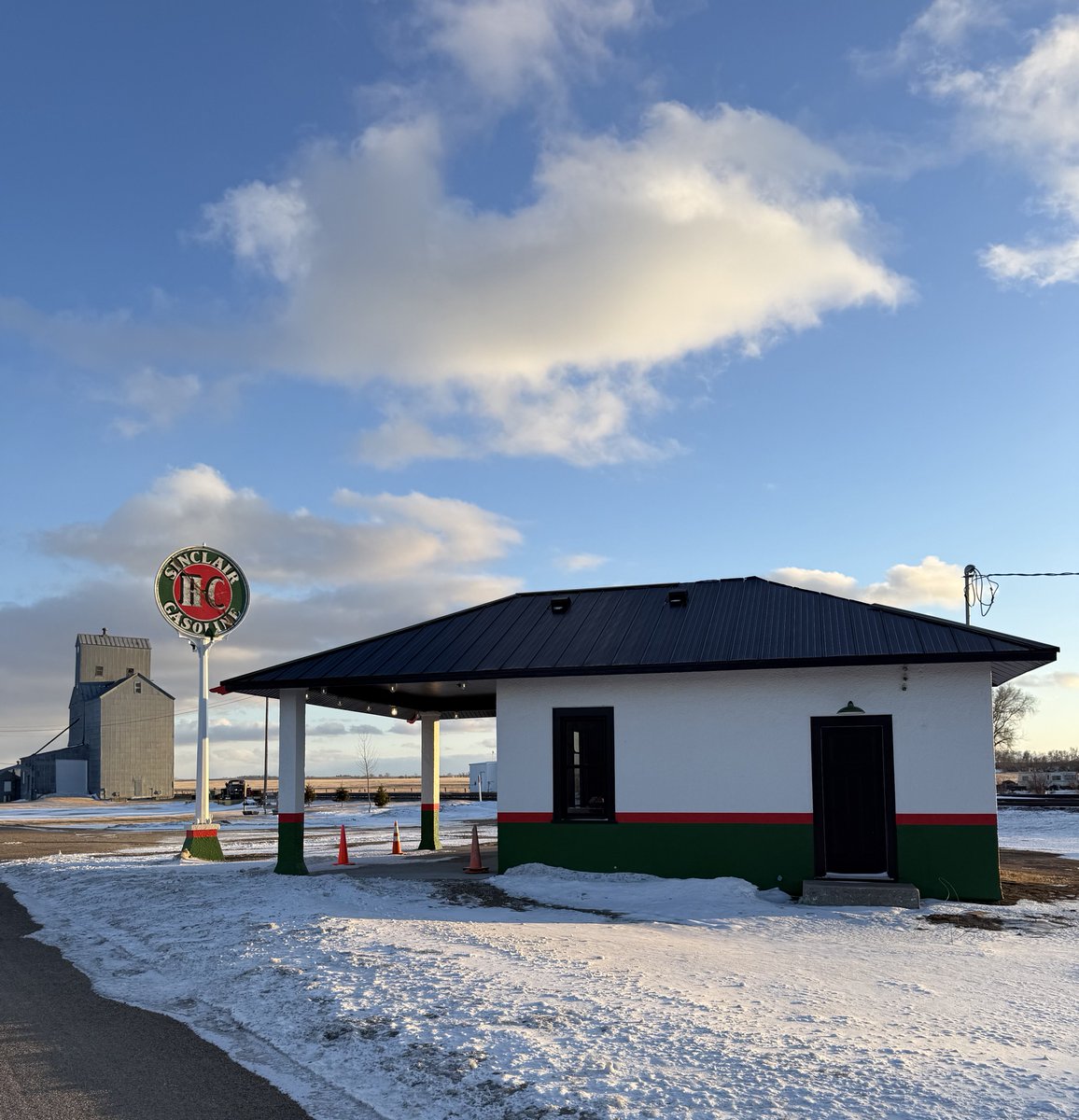 KC NoDak Brim 🇺🇸 tweet media