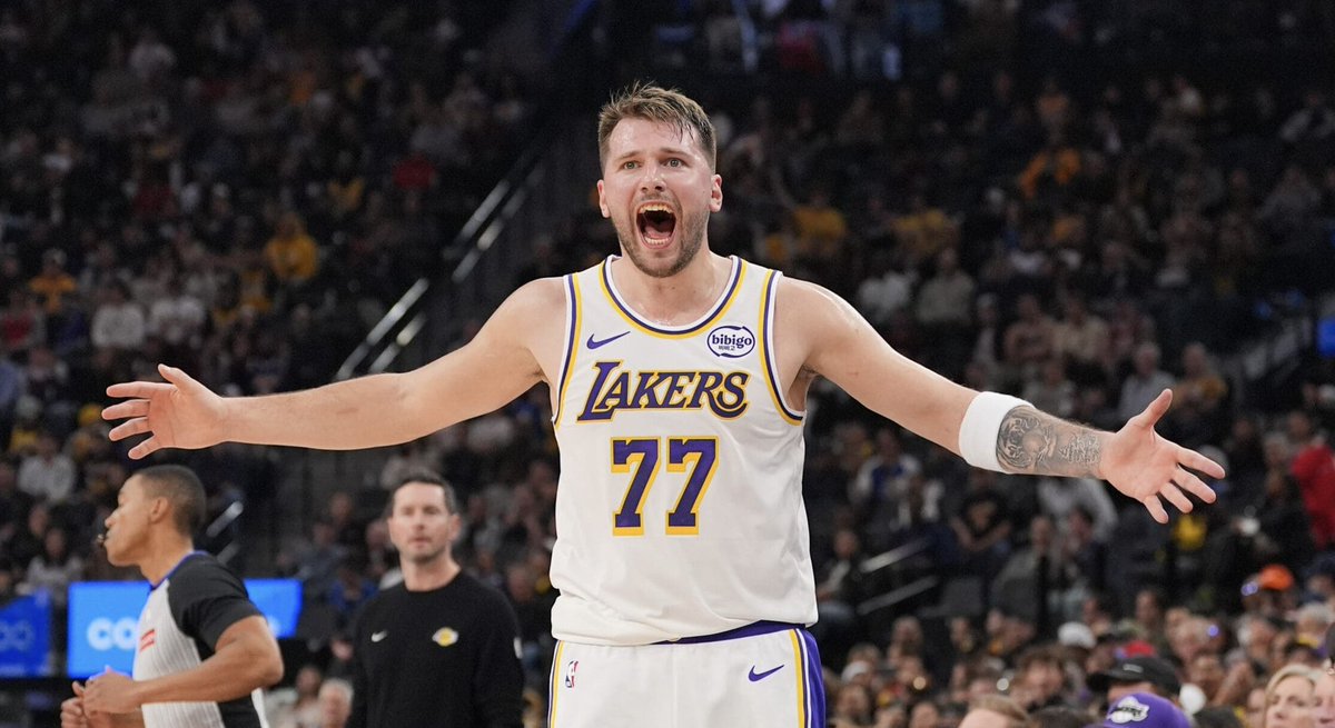 𝒃🏀 tweet media