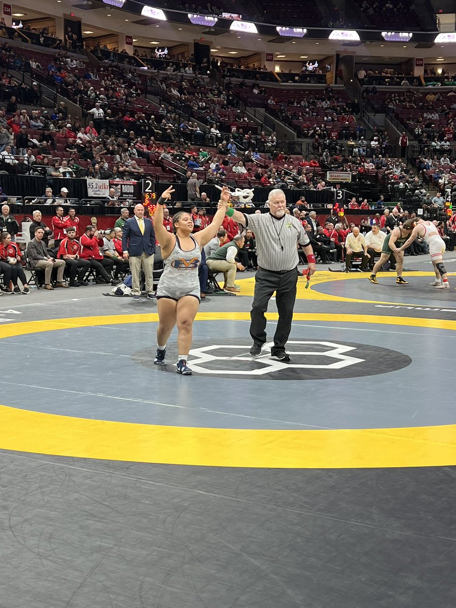 Berea-Midpark Titans tweet media