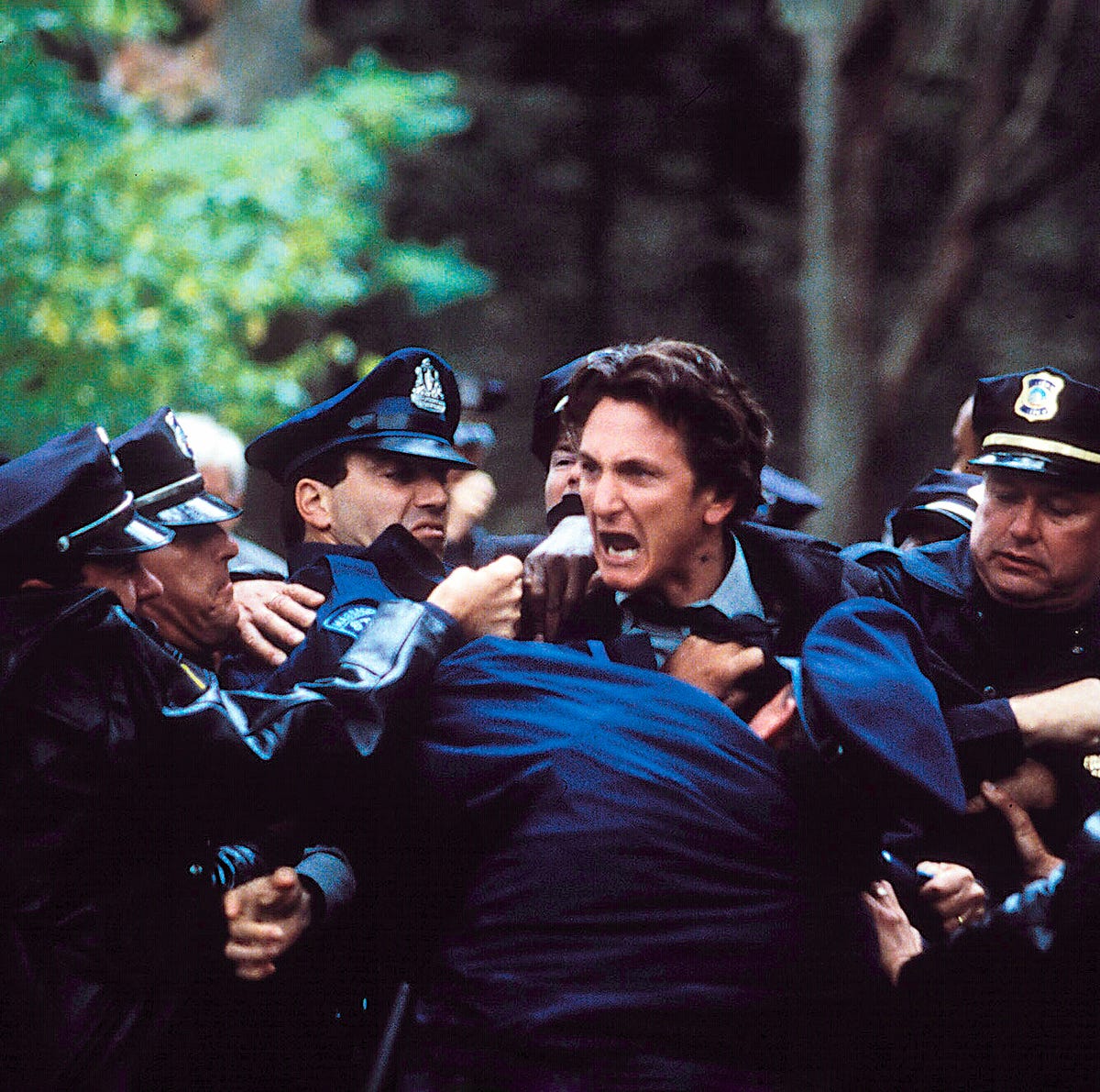 LugarCinema's tweet photo. Lo ganó en 2004 por Mystic River (2003)

Lo ganó en 2009 por Mí Nombre Es Harvey Milk (2008)

Y lo ha ganado en 2026 por Una Batalla Tras Otra (2025)

SEAN PENN señoras y señores, HISTORIA DEL CINE.

#Oscars https://t.co/2dDM4MoKIw