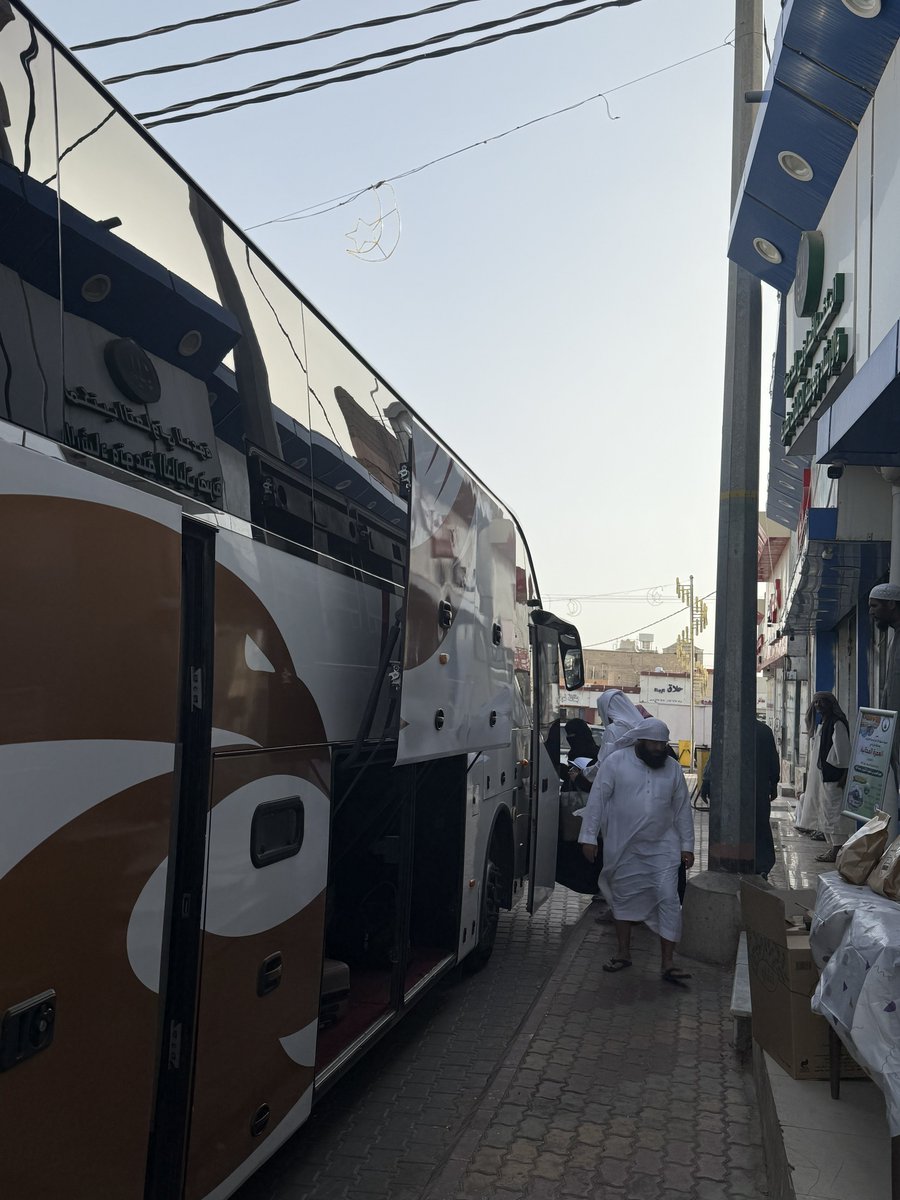 da3whdryah's tweet photo. بفضل الله وتوفيقه، انطلقت اليوم رحلة العمرة المجانية (الخامسة ) في رمضان….
بدعم سخي من أهل الخير، شاملة كافة الخدمات (سكن، نقل، وإعاشة).
نسأل الله أن يتقبل منهم هذا الإحسان، وأن يكتب أجرهم ويجعلها في موازين حسناتهم https://t.co/waEBHXfShk