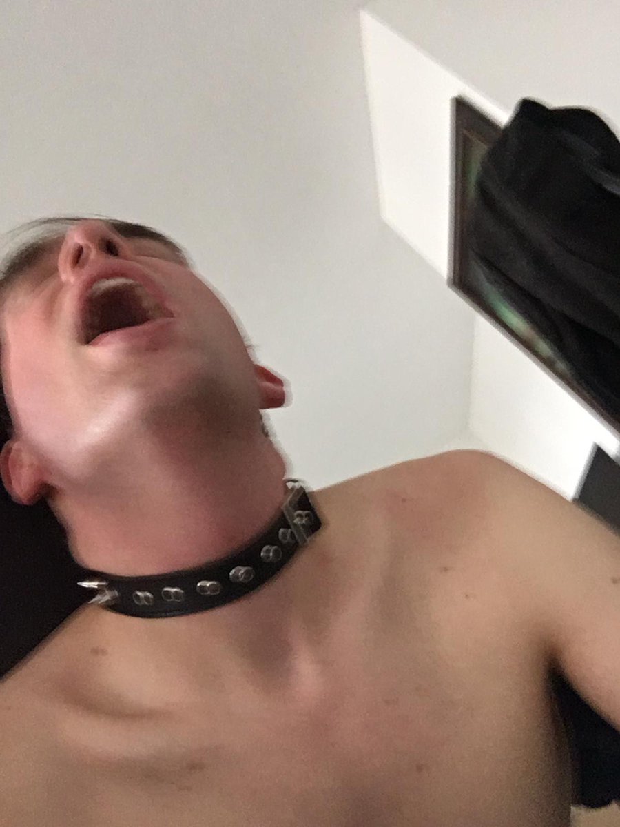 x_InfinityOne_x's tweet photo. Dog training: naked and exposed

#gay #gaybdsm #gaykink #gayhumiliation #pupplay https://t.co/AtHT1YeKMg