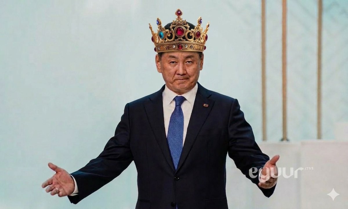 О.Мөнх tweet media
