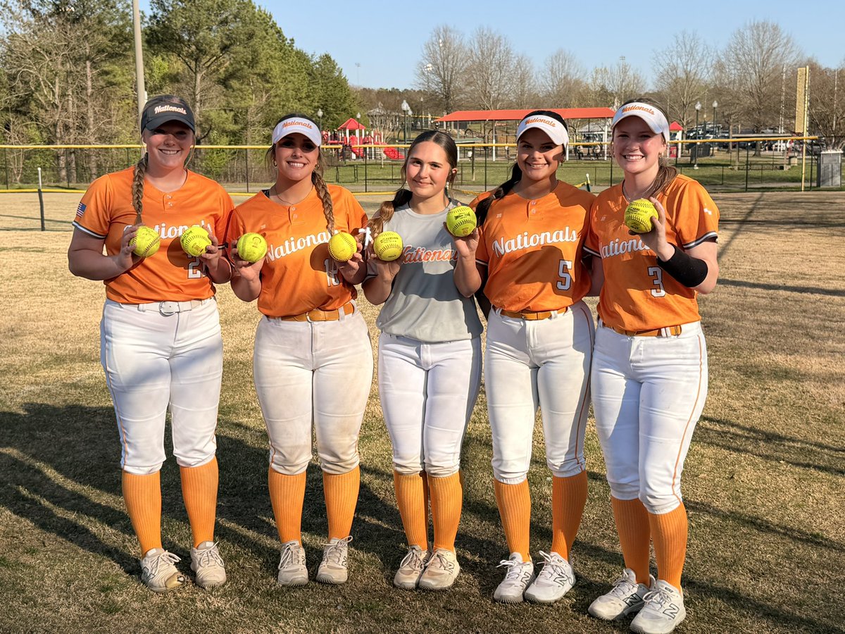 NationalsBatts's tweet photo. What a weekend for the Nationals! The team went 6-1 with 10HRs, 40RBIs, 43 runs scored and the Pitchers shut it down with 45Ks! Way to work ladies 🧡🩶

@T_Batts3 https://t.co/RVOYJ6v57y