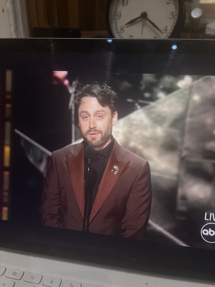 ijbol adjani tweet media