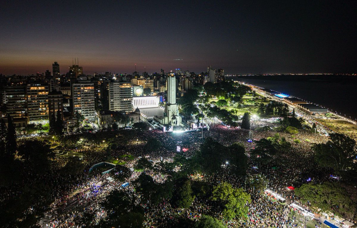 Rodrigo Miró tweet media
