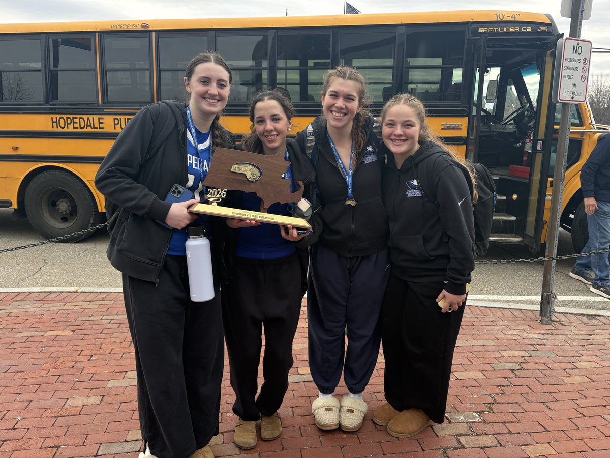 Hopedale Varsity Softball tweet media