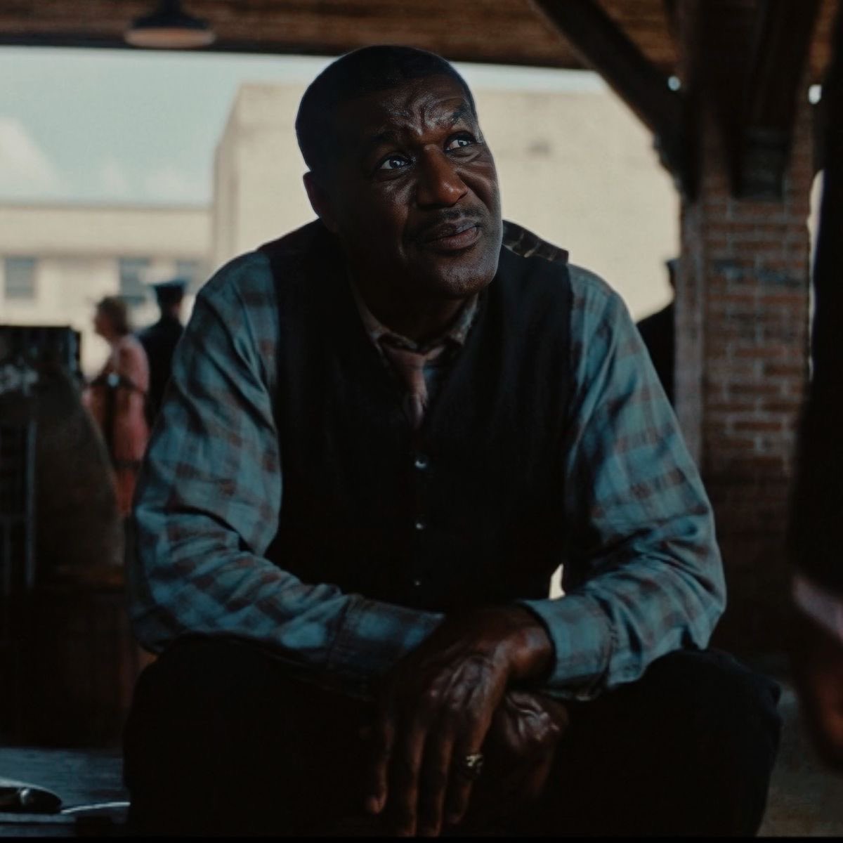 Africanize tweet media