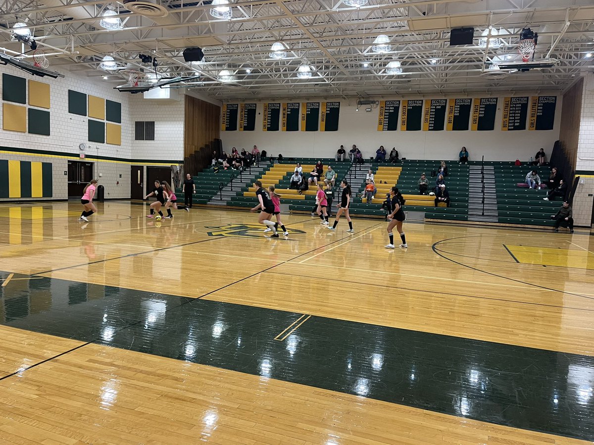 Coach Lovett tweet media