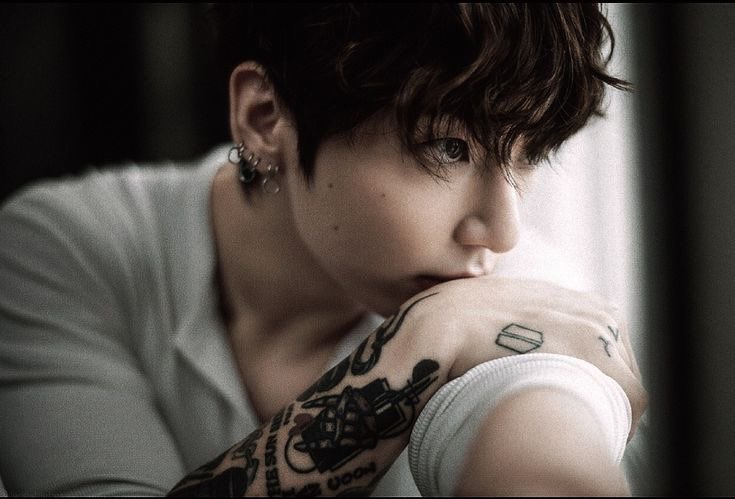 ellie 🪭 vai ver o bts! tweet media