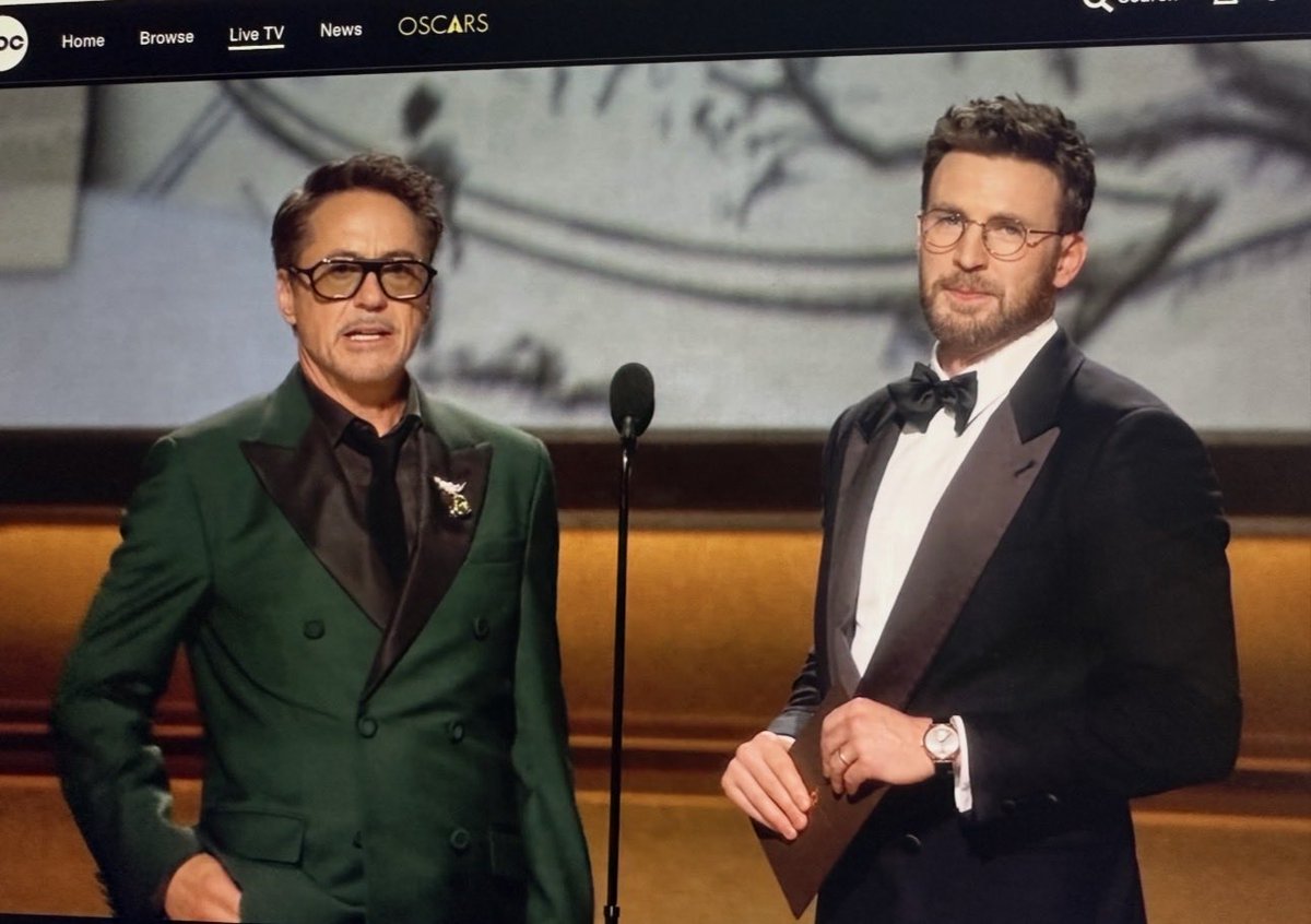 Grace Randolph tweet media