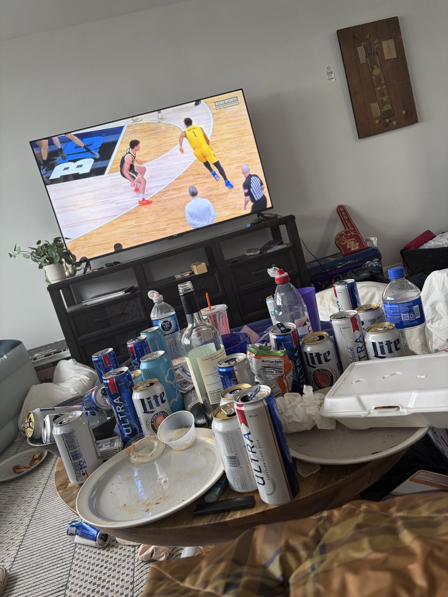 Hugh Breeze tweet media