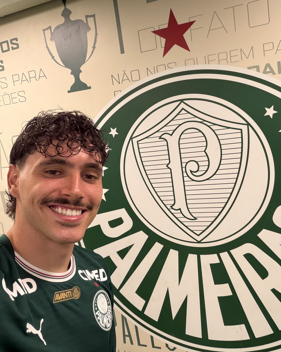 Sorriso no rosto de quem saiu de campo e descobriu que está convocado para, na próxima Data Fifa, defender a Seleção Paraguaia pela primeira vez! 🇵🇾👏🏼