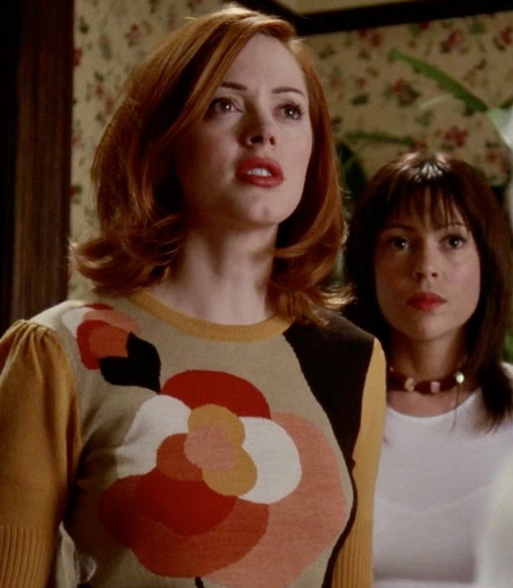 "Behind every strong little sister is a big sister who made sure we didn’t break" 👯‍♀️ #charmed #thecharmedones #sisters