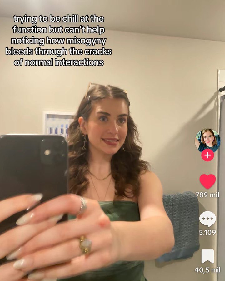 e 🇵🇸 tweet media