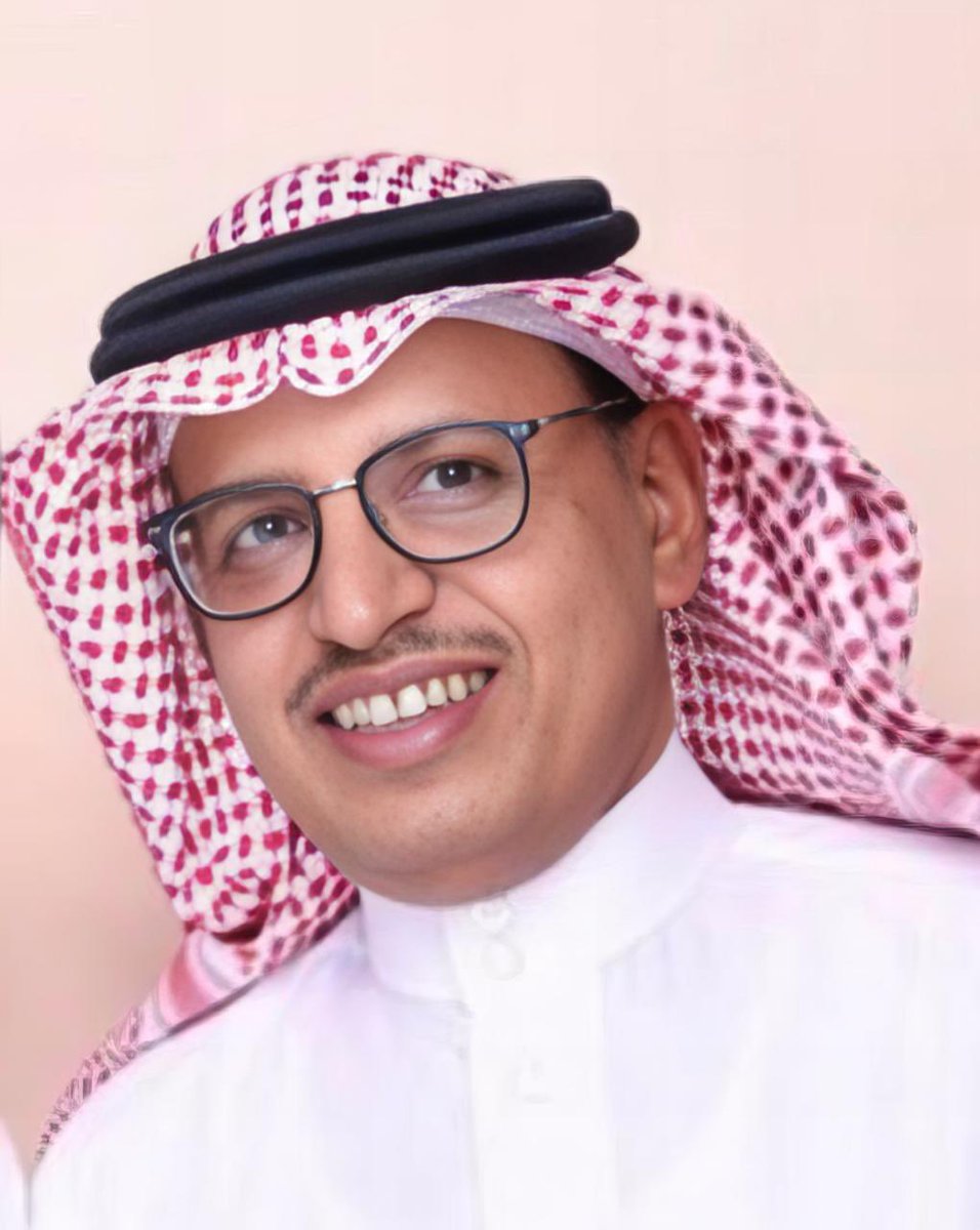 alwatanclub36's tweet photo. يتقدم نادي الوطن بخالص الشكر والتقدير لإدارته السابقة برئاسة الأستاذ الدكتور محمد حبيبي على ما قدموه من جهود وعطاء خلال فترة عملهم، وما وضعوه من أسسٍ كان لها أثرٌ في مسيرة النادي.

إن هذا الإنجاز هو ثمرة عملٍ تراكمي شارك في بنائه رجال خدموا النادي بإخلاص، فكان لهم نصيب من هذا الصعود المستحق إلى ��وري الدرجة الثالثة. 🩵💚💛

#نادي_الوطن