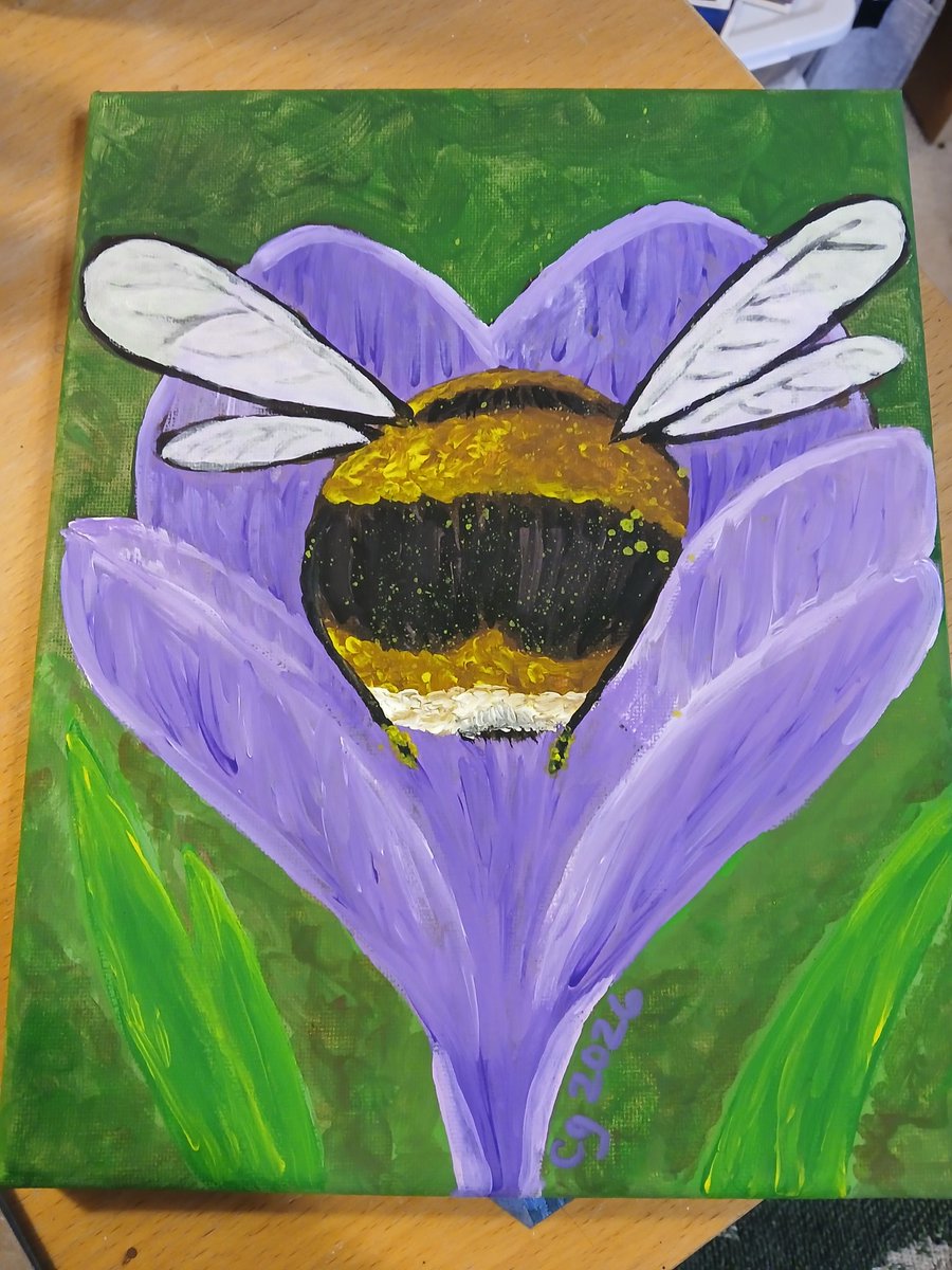 wineandhistory's tweet photo. Finished this cutie today. Bumblebee falling asleep in a crocus! 
#painting #acrylic #hobbies #almostspring https://t.co/Y0WPcKUaYz