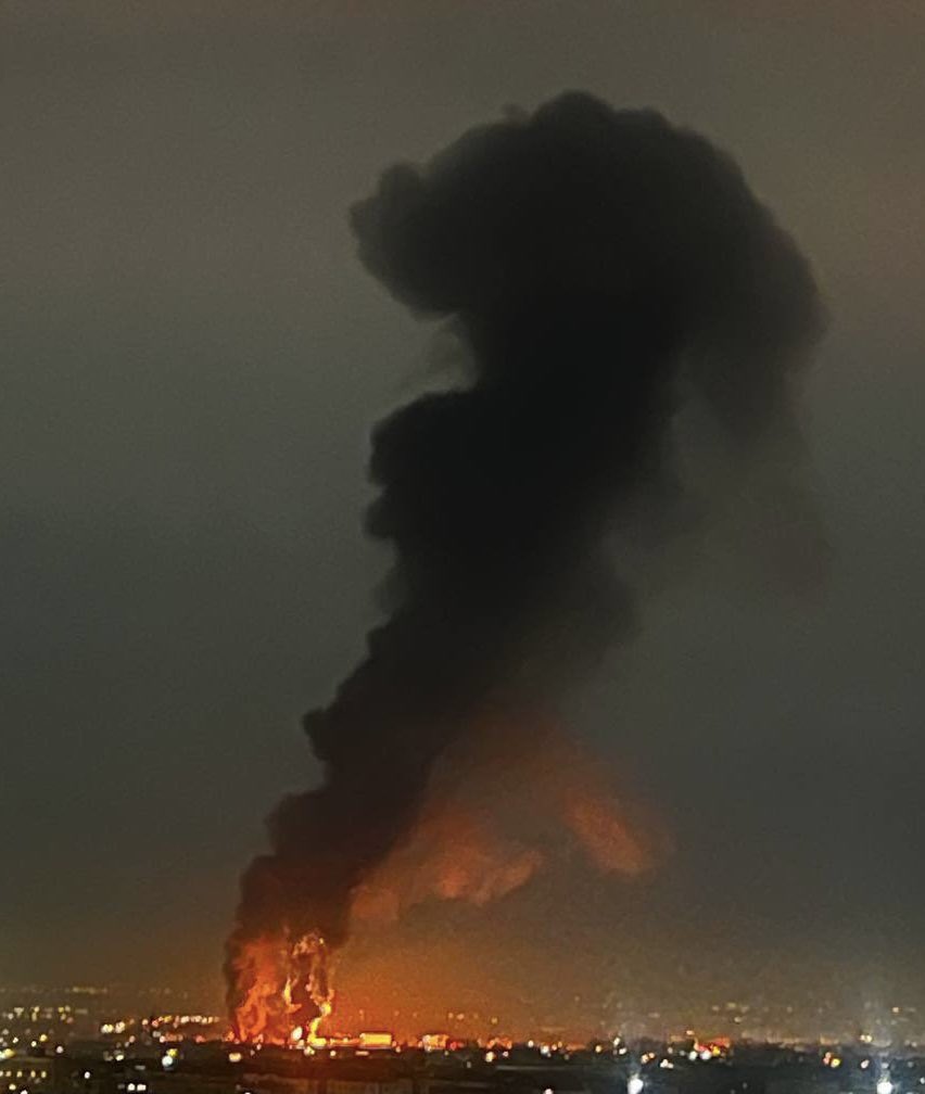 انفجارات غير مؤكدة في طهران وتفاعل واسع على وسائل التواصل