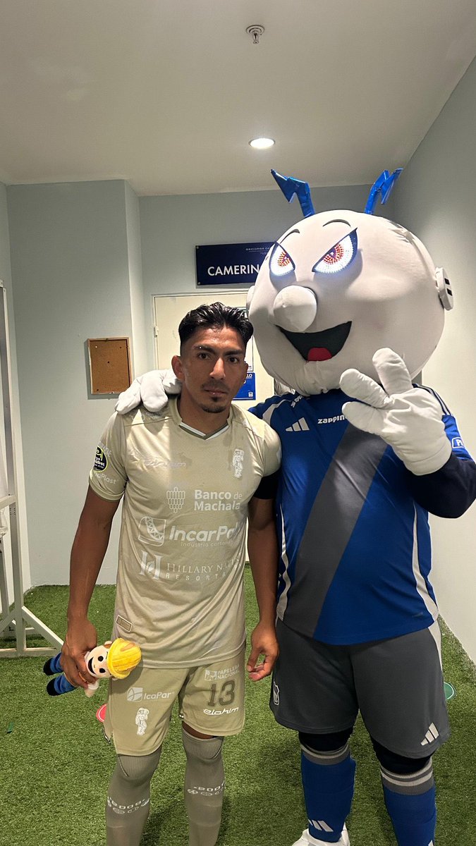 Out of context CSE tweet media