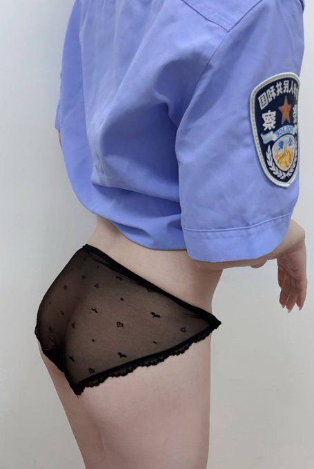 sy9840081's tweet photo. 1女友    2 炮友

 #選1個來對得起我的身材💋 https://t.co/qkSH8gW9RF