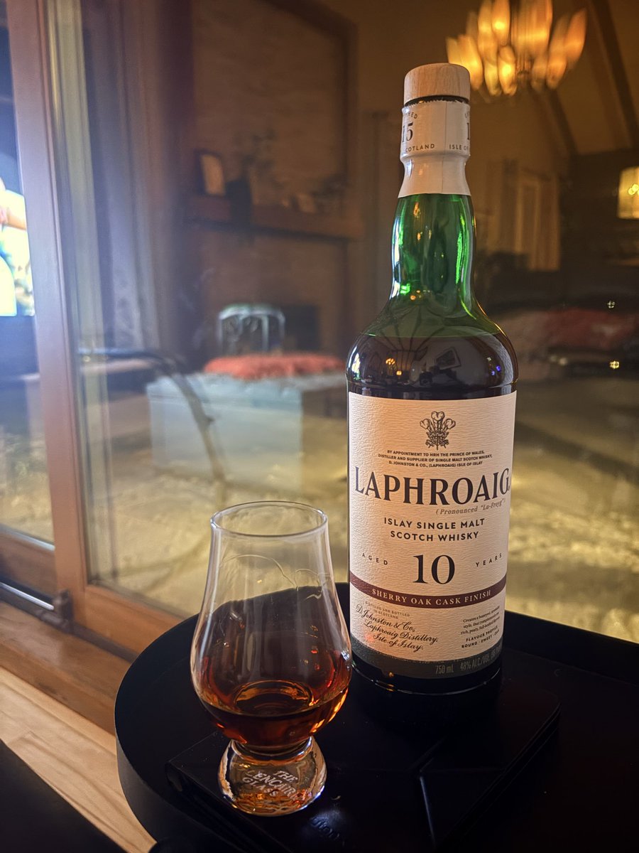 Alain C 🌲🦌🪵🍁🍷🥃🏹 tweet media