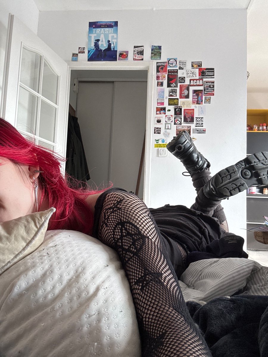 † IncSow † tweet media