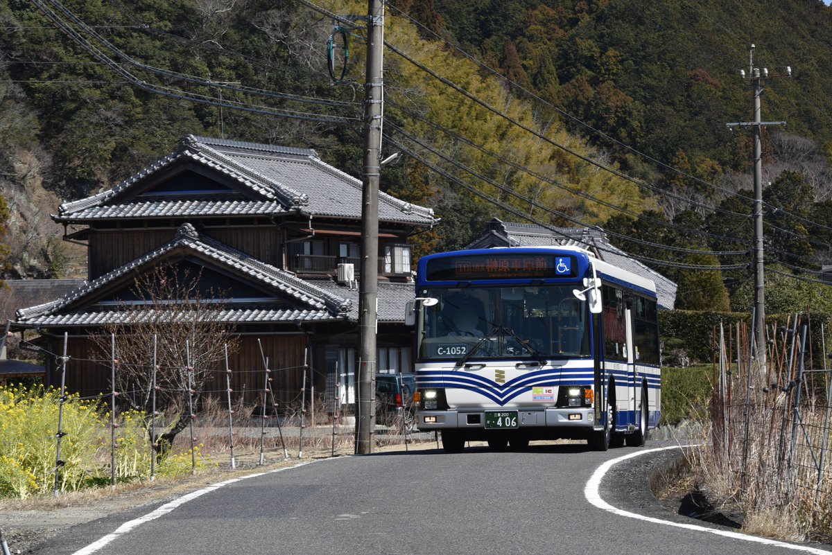 Bus_Photo_'s tweet photo. 三重交通
三重200か406[1052]/KL-LV280L1改

先日は1052のリベンジをしに津へ。
またも晴れでしたが、前回よりは満足いくくらい撮れました。
また雨の日にリベンジですね。 https://t.co/aildDruh19