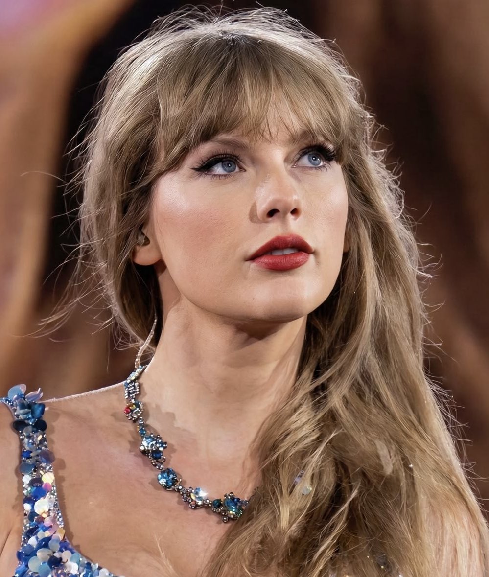 UpdateCharts tweet media