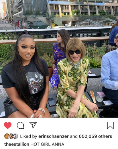 esse é meu segundo momento favorito da anna wintour pois o primeiro sempre sera esse