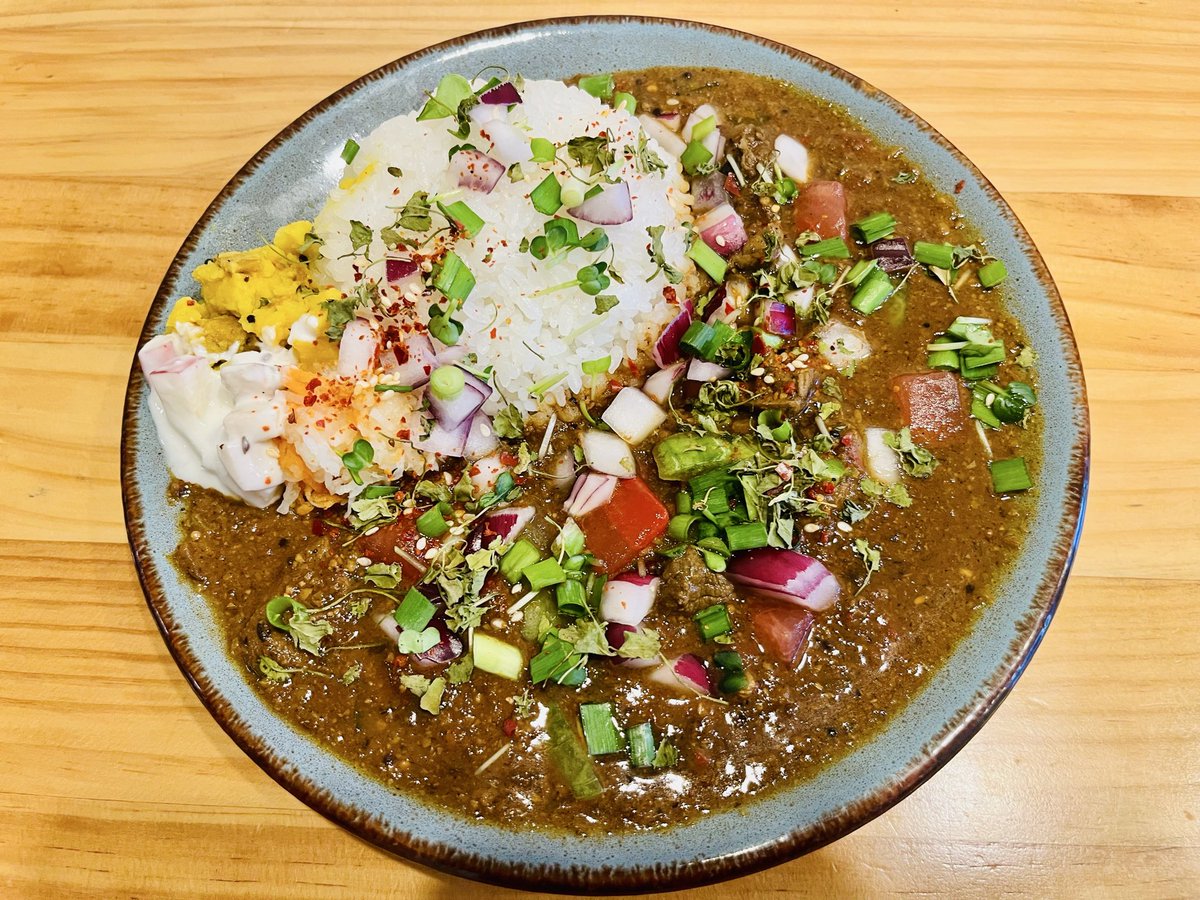 CurryHanako's tweet photo. おはようございます☀️
連日たくさんのご利用ありがとうございます✨
⁡
本日の営業時間は
☀️11:00-15:00L.O.
🌙17:30-20:00L.O.
⁡
です🍛
⁡
日替わりは
牛すじ＆ぶどうのサワーカレー🍇🐮
⁡
（今日〜明日で終了したら牛すじは暫くお休み予定なので、この機会にぜひ🙌✨）
⁡
よろしくお願いします🌸 https://t.co/bu8uV4hhA8