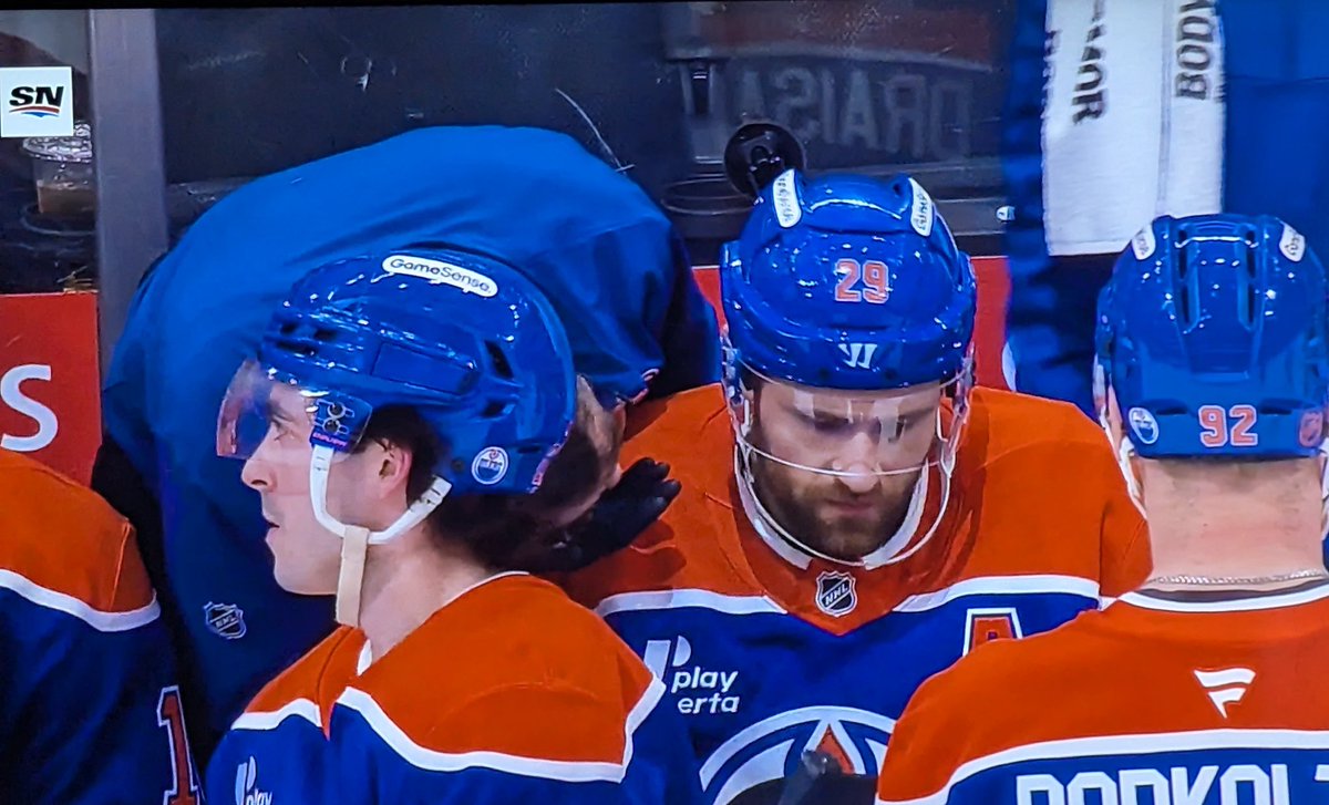 hockey person tweet media