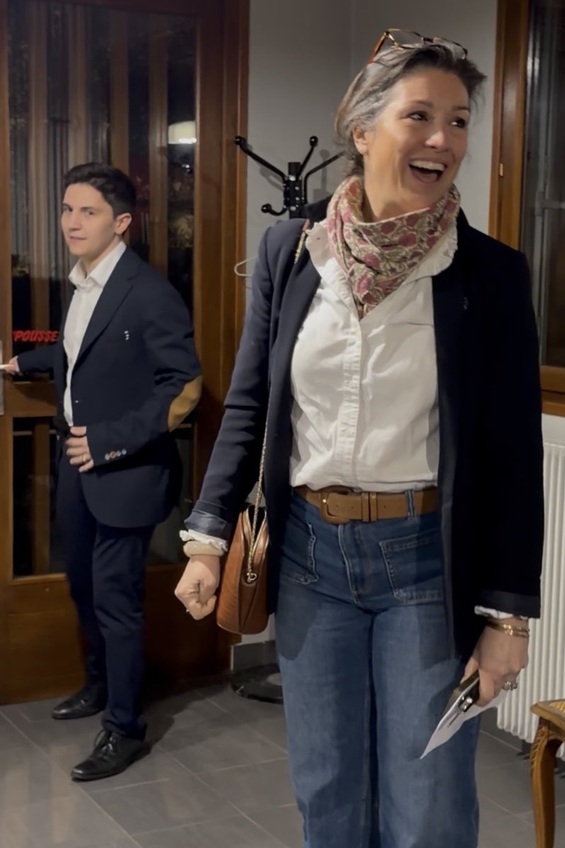 Agnès Marion ن tweet media