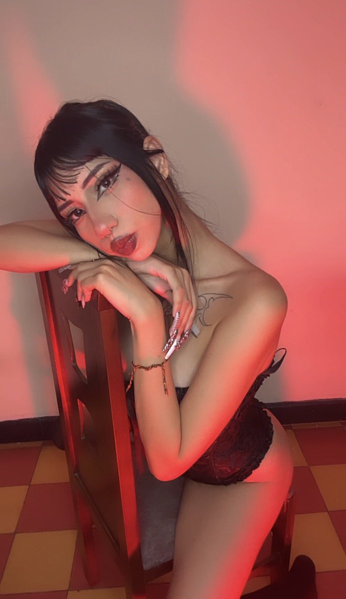 🕸🩸𝔥𝔦𝔰𝔲𝔦𝔦𝔦🩸🕸 tweet media