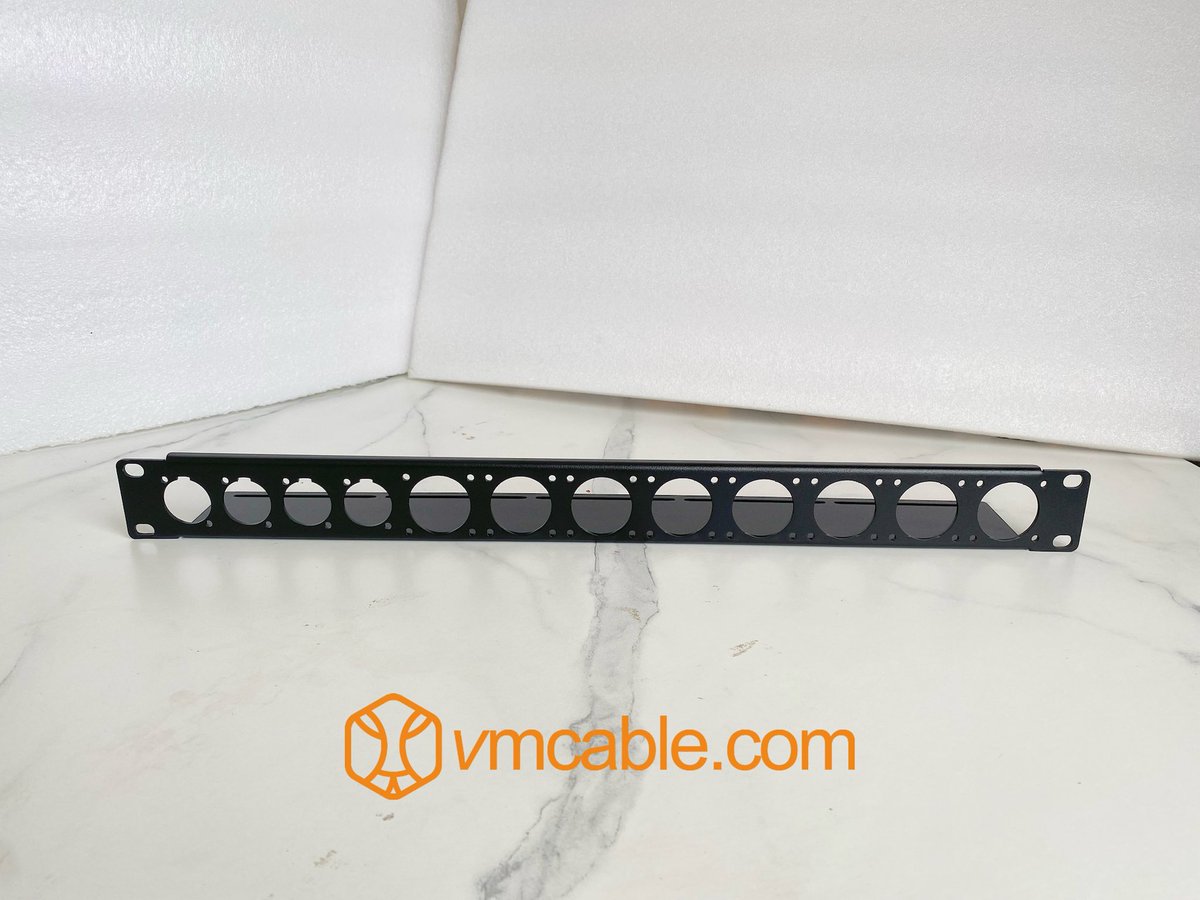 Konsnhunter tweet media