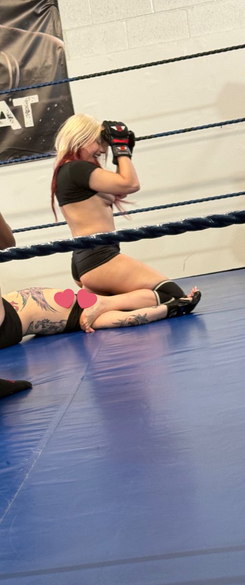 poppetSilver8's tweet photo. Love working with @dommescarletweb  with @Spartanwomenpro https://t.co/PPD9IMnbUQ