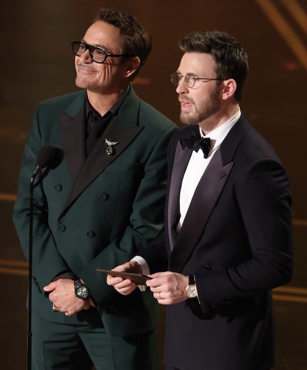 Chris Evans Chile tweet media