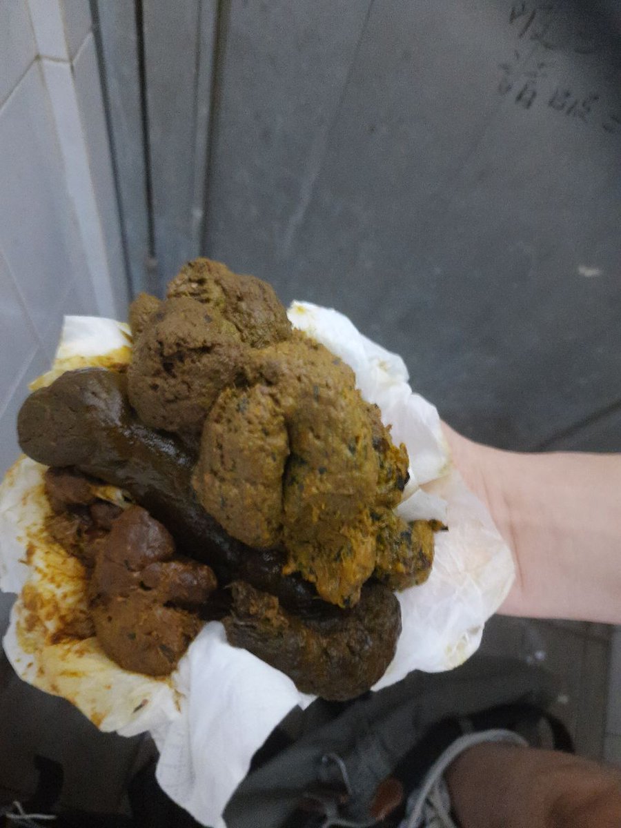 sexyscatboy's tweet photo. Found extreme big multiple loads from unflushed toilets and add loads onto it
#gayscat #gayshitting #defecation #defecating #拉屎 #脫糞 https://t.co/hnLle2EBTj